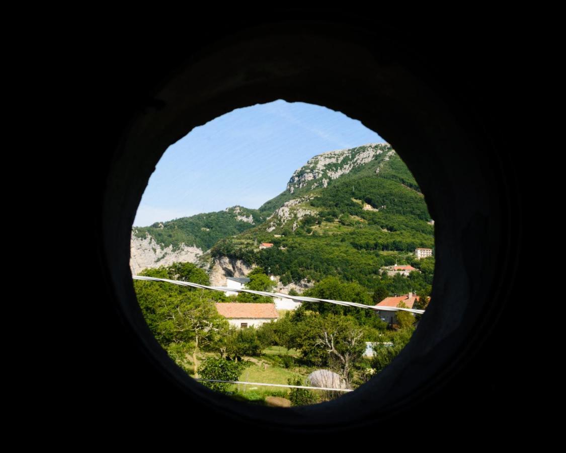Гостевой дом Agriturismo Sentiero Dei Sapori Аджерола Экстерьер фото